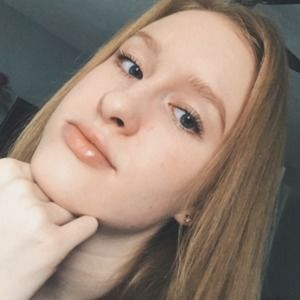 Meet your Posher, Vicky